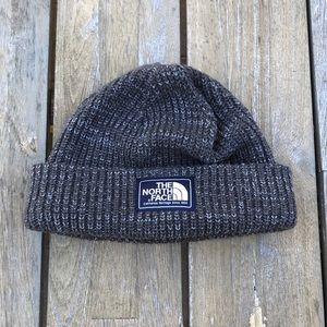 NWOT Grey North Face beanie